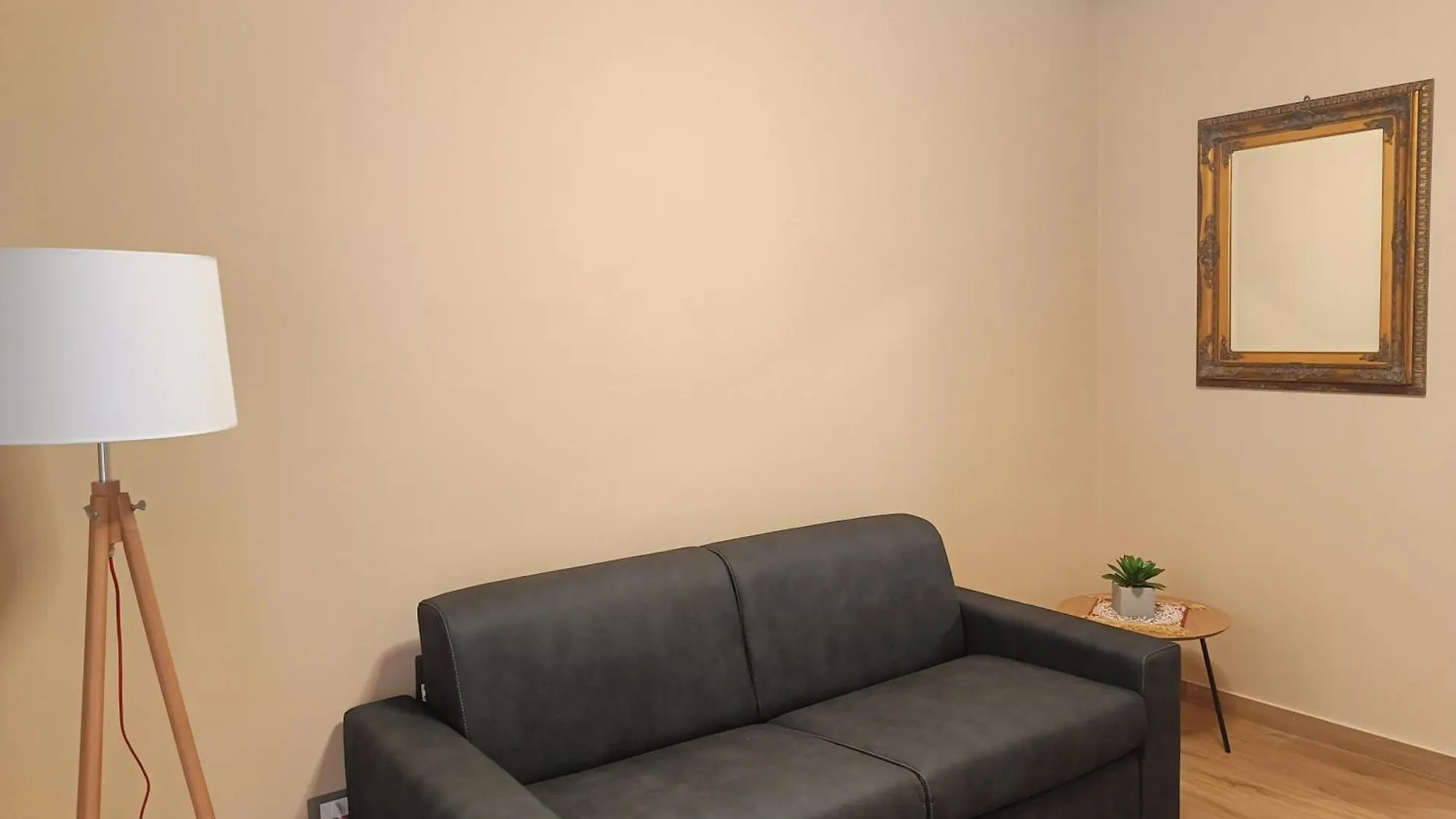 Borgese Apartments 巴勒莫 0*,